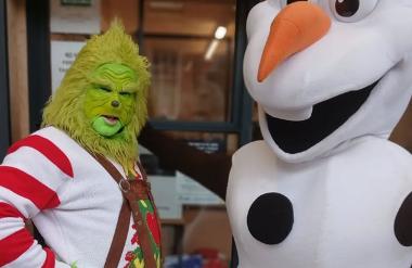 The Grinch and Olaf